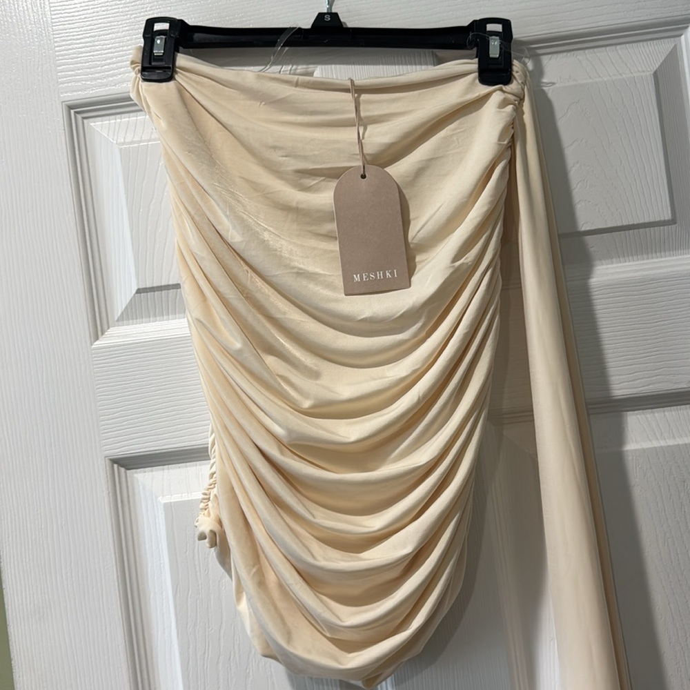 MESHKI Mini Skirt - Picture 4 of 13